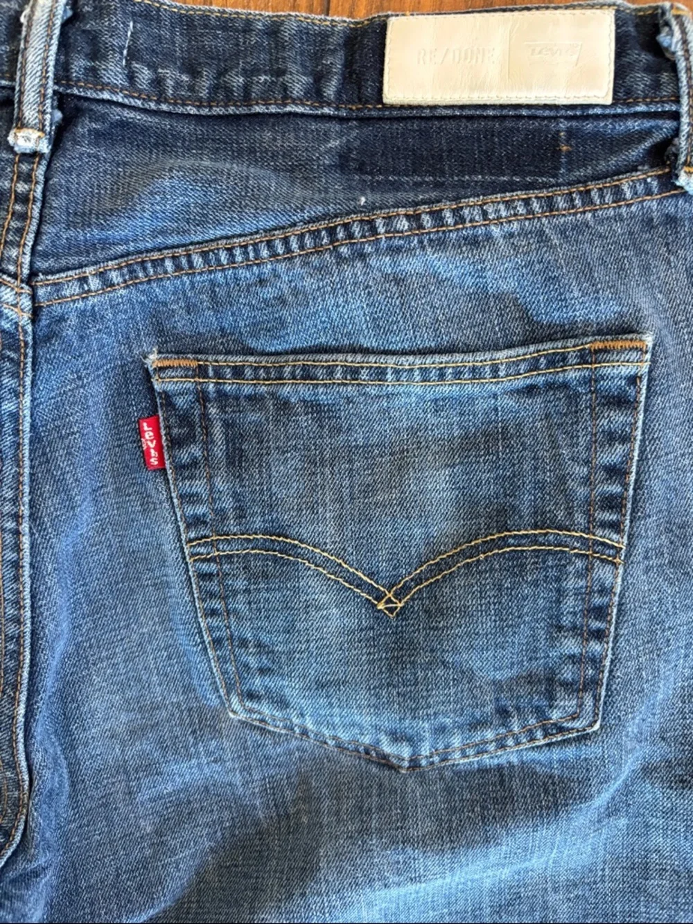 RE/DONE Relaxed Buttonfly Blue Frayed Hem Jeans Size 29 (Actual Waist 32”)
